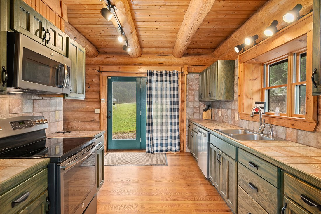 House in Bostic, North Carolina, United States 5 - 16176544