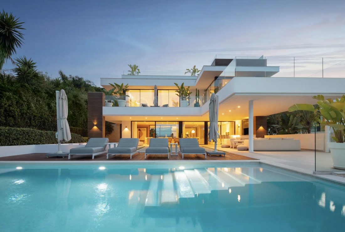 Villa in Nueva Andalucia, Marbella, Spain 2 - 16171152