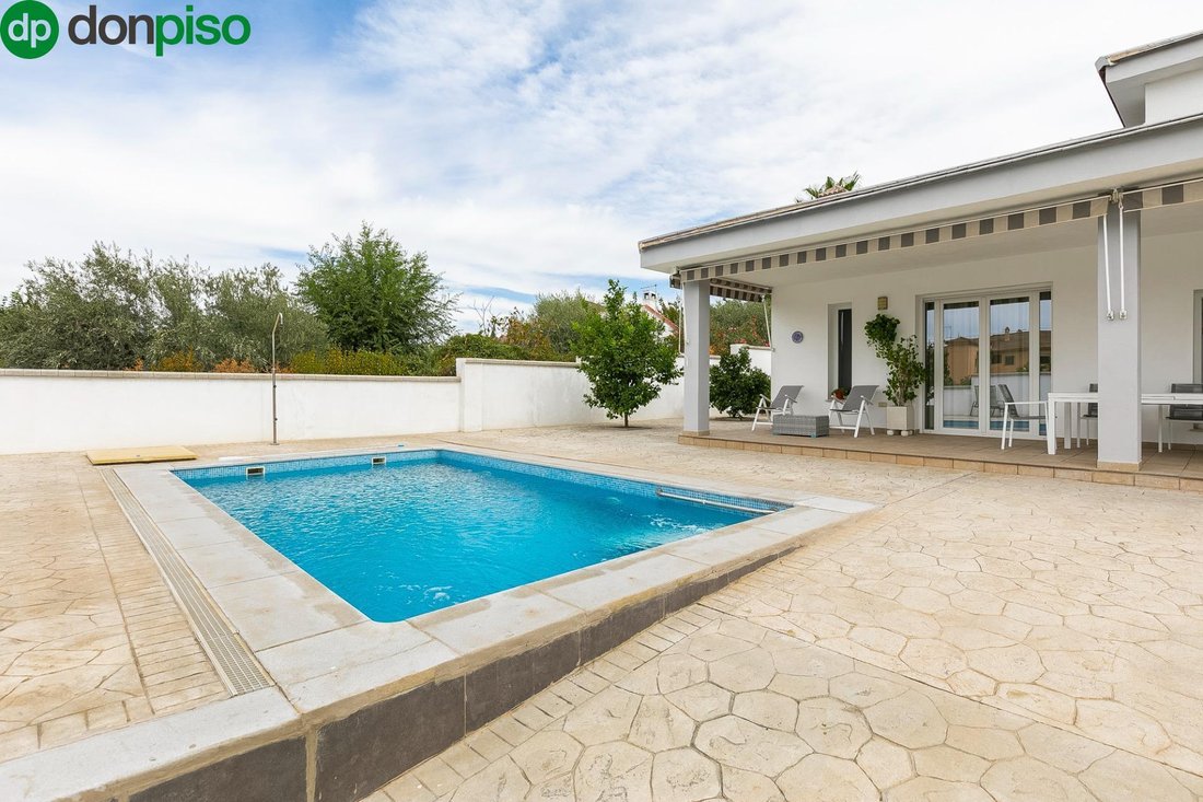 Villa in Cullar Vega, Andalusia, Spain 1 - 16172708
