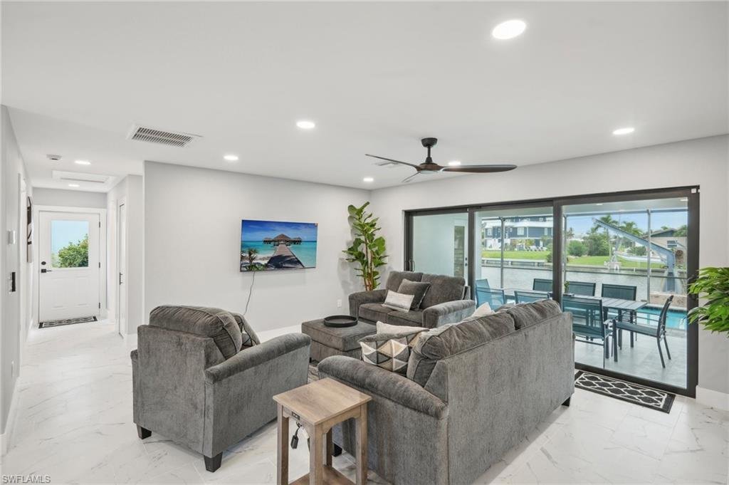 House in Fort Myers Beach, Florida, United States 5 - 16169243