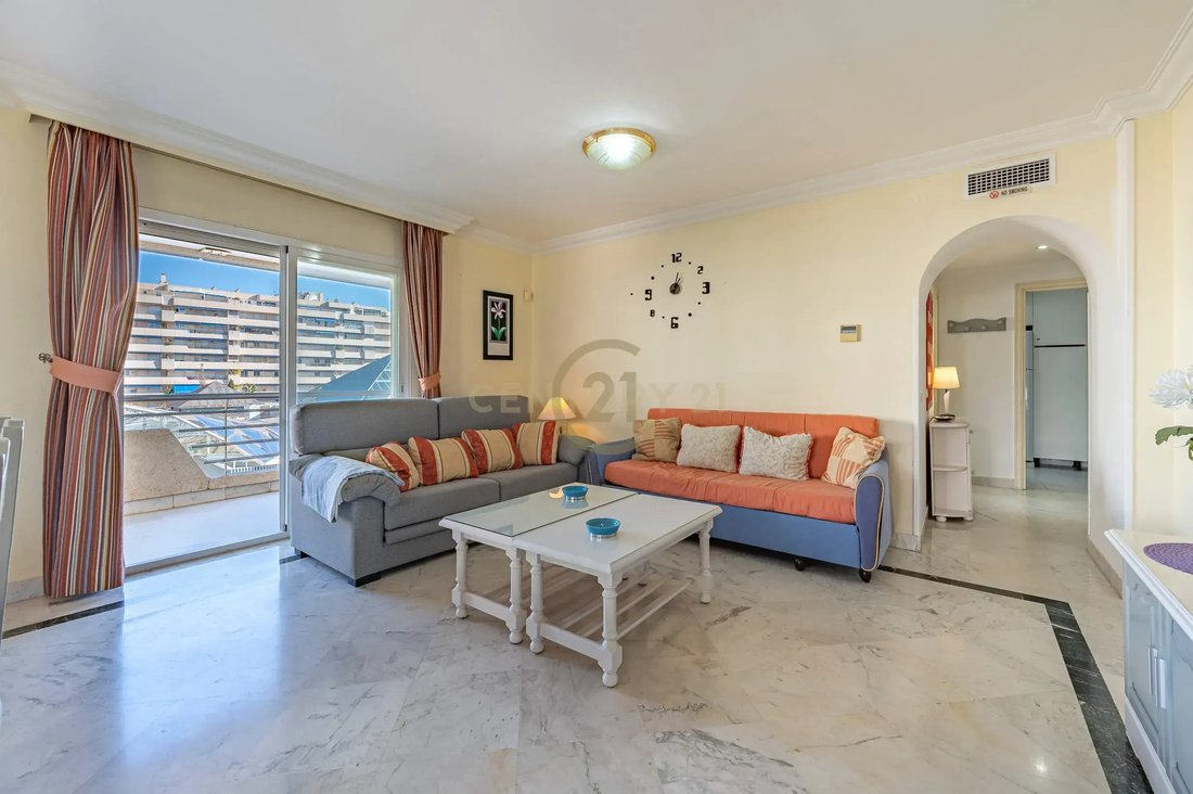 Apartment in Puerto Banus, Marbella, Spain 4 - 13687100