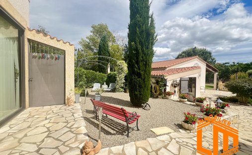 Country House in Ouest, Bessan, France 1