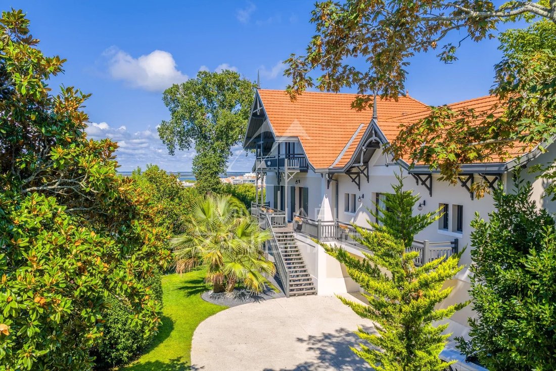 House in Arcachon, Nouvelle-Aquitaine, France 1 - 16170837