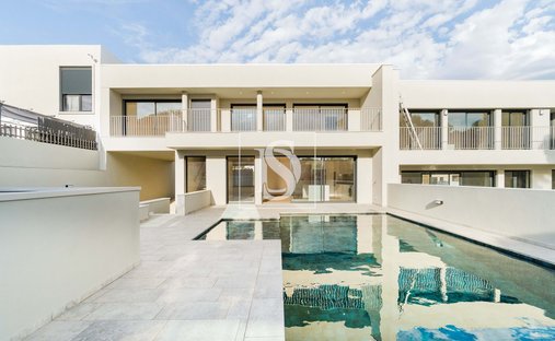 Villa in Oeiras e Sao Juliao da Barra, Paco de Arcos e Caxias, Lisbon, Portugal 1
