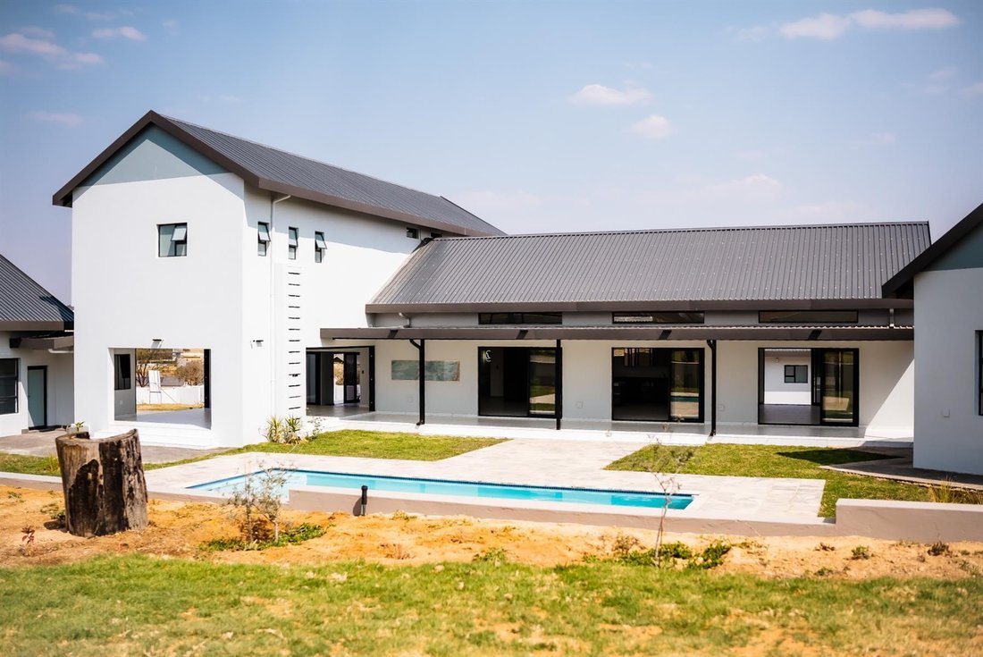 House in Saddlebrook Estate, Gauteng, South Africa 2 - 16172833