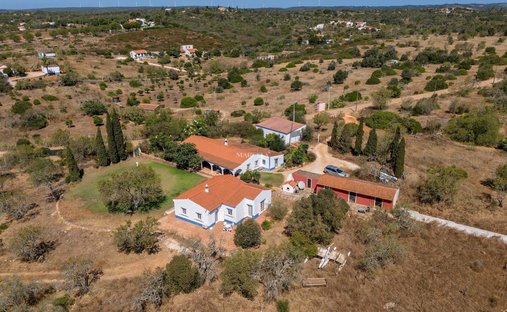 Villa in Sao Goncalo de Lagos, Algarve, Portugal 1