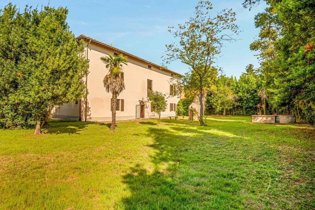 Villa in San Frediano a Settimo, Cascina, Tuscany 3 - 16173031