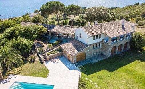 Villa en Ajaccio, Córcega, Francia 1