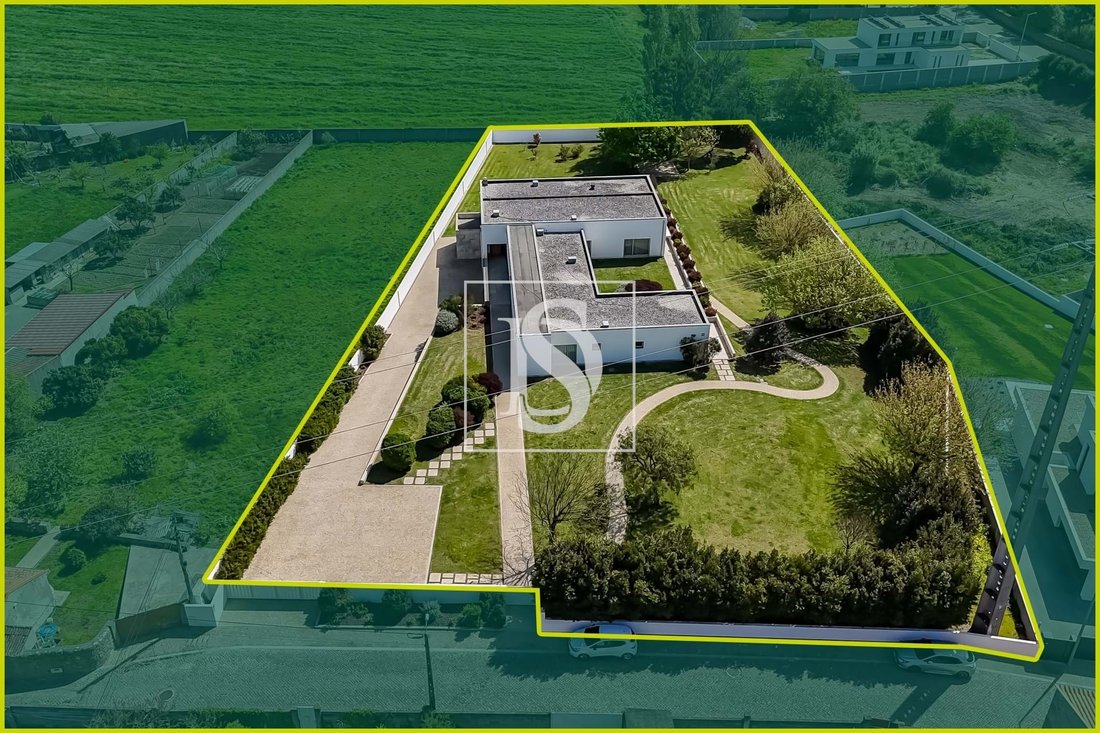 Villa in Povoa de Varzim, Beiriz e Argivai, Porto District, Portugal 3 - 16172132