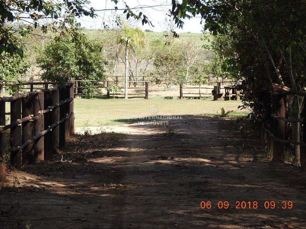 Farm Ranch in Capela do Alto, State of São Paulo, Brazil 1 - 16179935