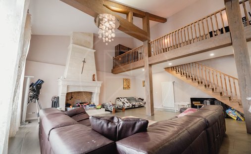 Elegant 19th Century Château Near Saint émilion – Authenticity, Refinement And Exceptional Potential