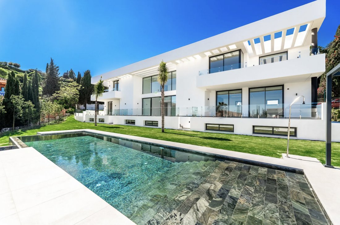 Villa in Benahavis, Andalusia, Spain 1 - 16171429