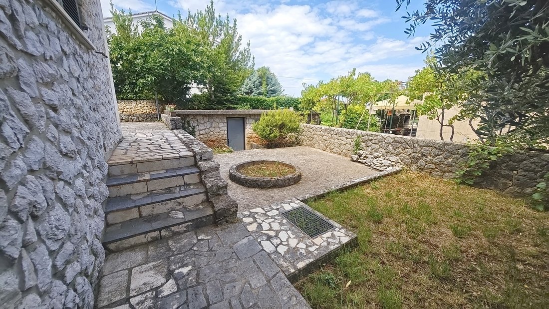 House in Malinska, Primorje-Gorski Kotar County, Croatia 4 - 16177645