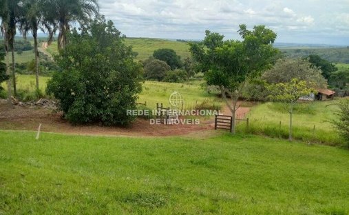 Farm Ranch in Piraju, State of São Paulo, Brazil 1