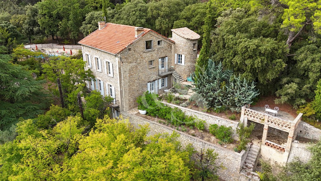Château des Rêves: A Provençal Sanctuary of Spa & Serenity in Nyons