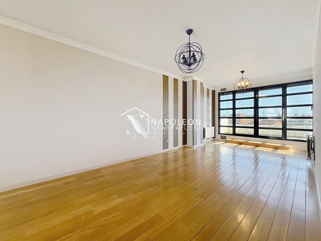 Apartment in Lille Sud, Lille, France 1 - 15705630