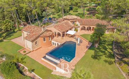 Villa in Collines, Le Cannet, France 1