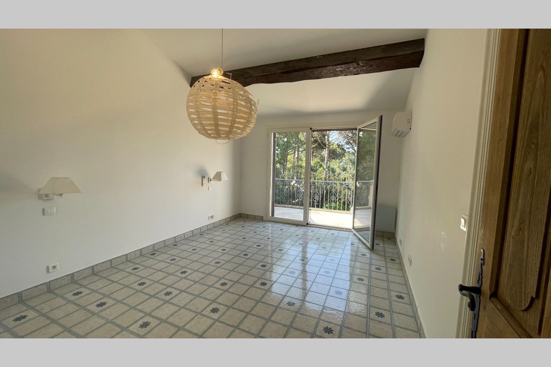 Villa in Les Bouteillers, Sainte-Maxime, France 5 - 16171184