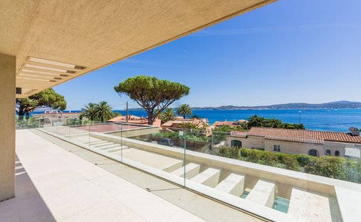 Villa in Ville-Les Saquedes-Le Bouillonnet, Sainte-Maxime, France 1