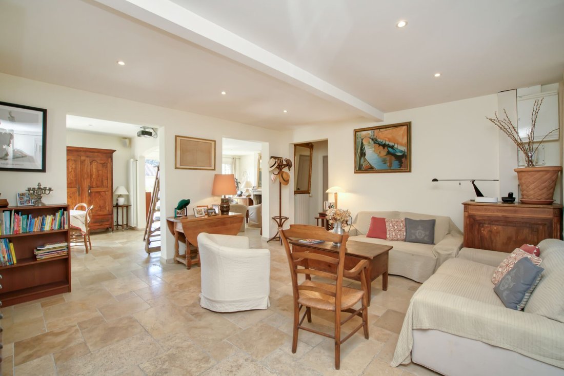 Villa in Grimaud, Provence-Alpes-Côte d'Azur, France 5 - 16171330
