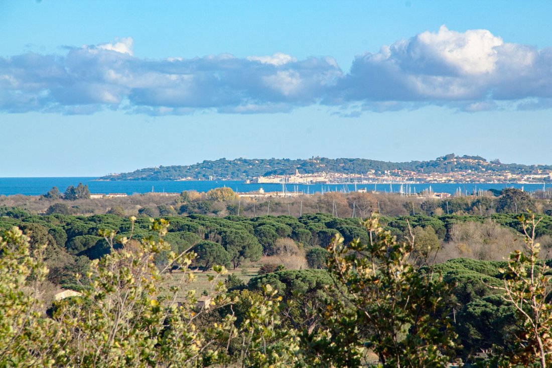 Villa in Grimaud, Provence-Alpes-Côte d'Azur, France 2 - 16171222
