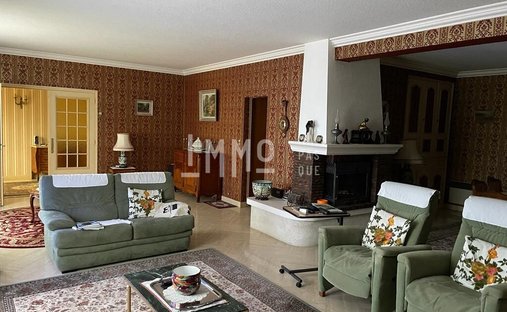House in Montoire-sur-le-Loir, Centre-Val de Loire, France 1