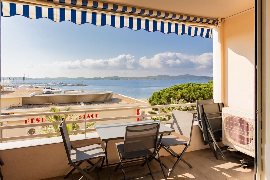 Apartment in Ville-Les Saquedes-Le Bouillonnet, Sainte-Maxime, France 1 - 16171363