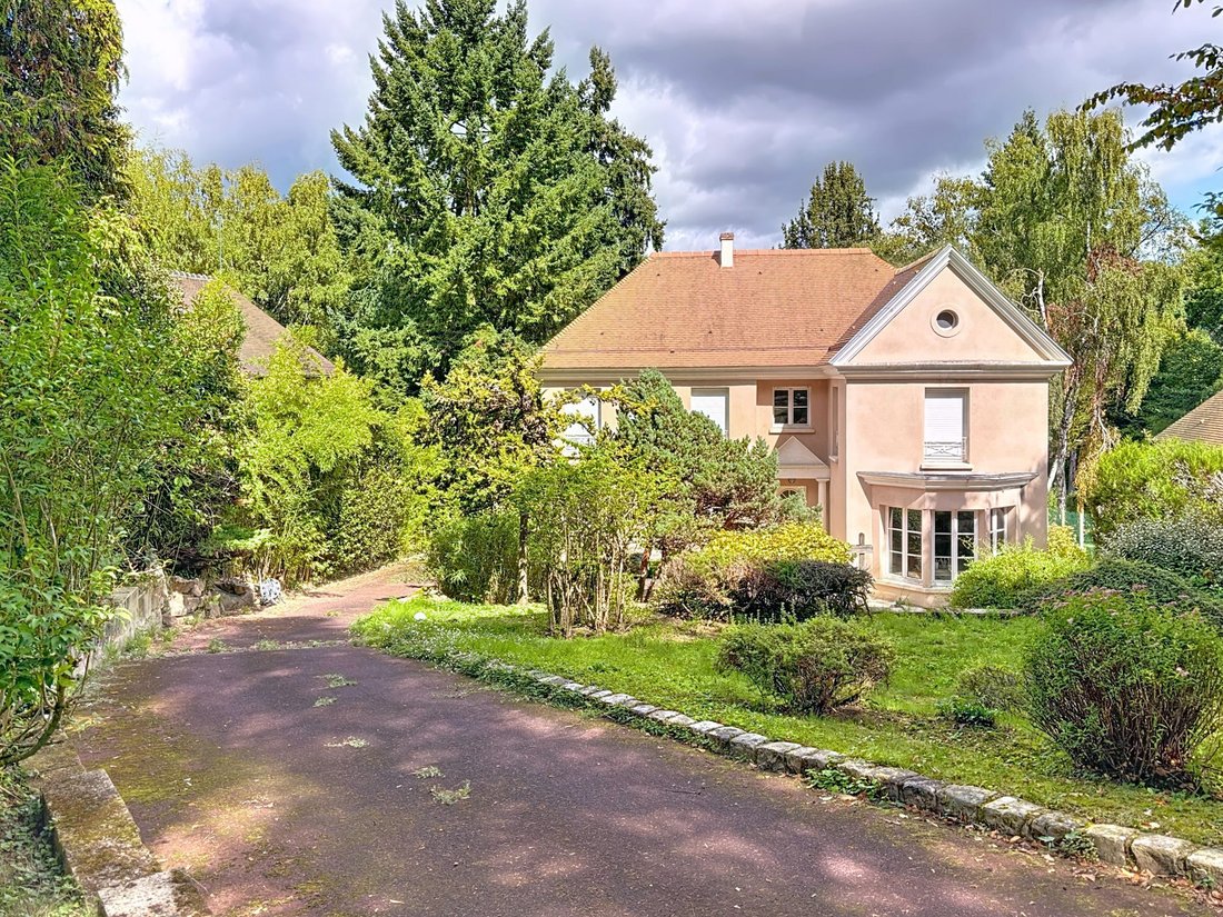 House in Jouy Centre-Petit Jouy, Jouy-en-Josas, France 1 - 16170126
