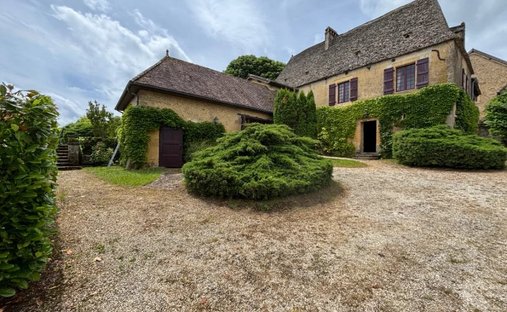 House in Marquay, Hauts-de-France, France 1