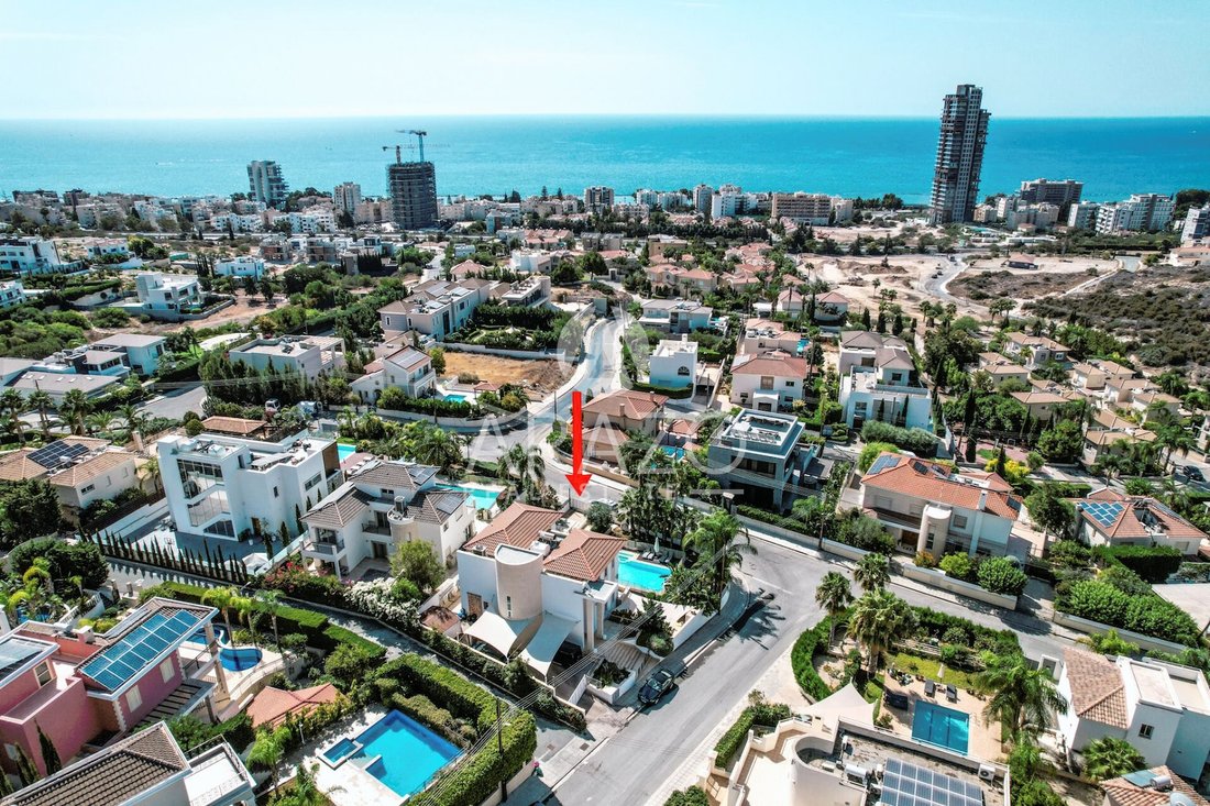 Villa a Agios Tychon, Distretto di Limassol, Cipro 1 - 16168514