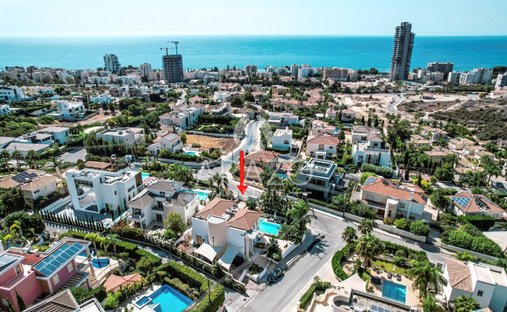 Villa en Agios Tychon, Distrito de Limasol, Chipre 1