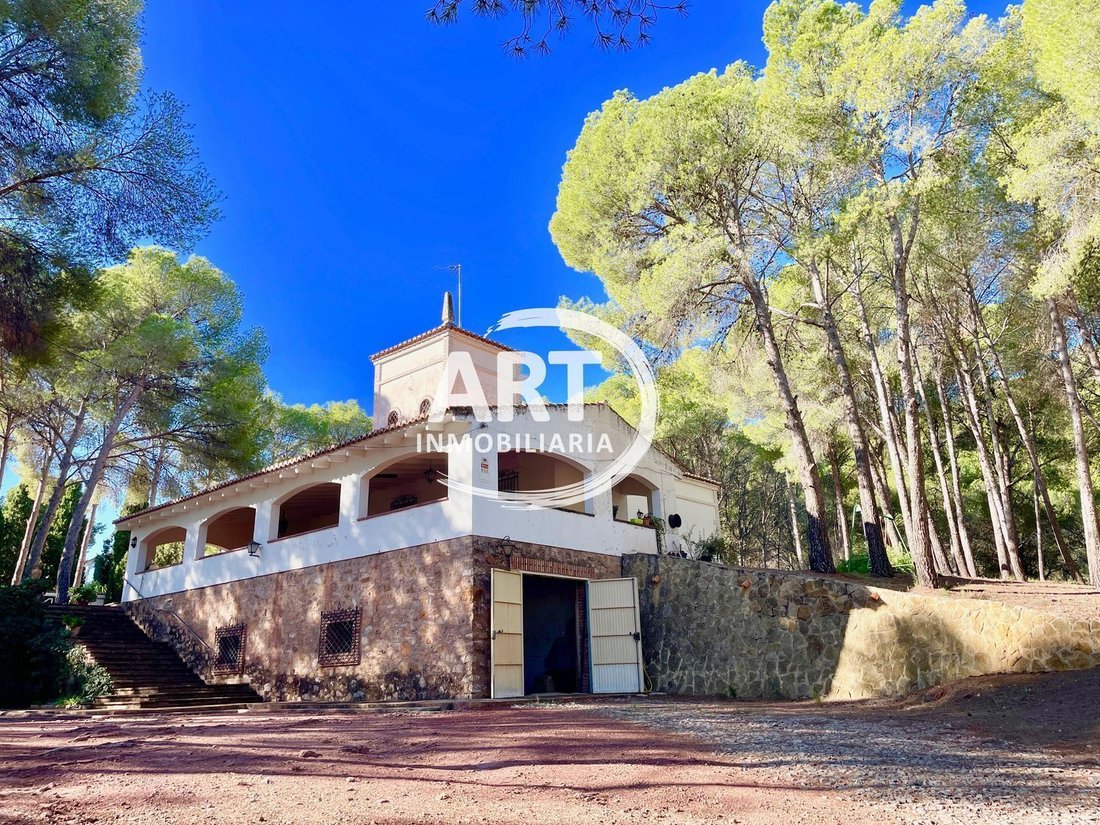 Chalet in Naquera / Naquera, Valencian Community, Spain 1 - 16179286