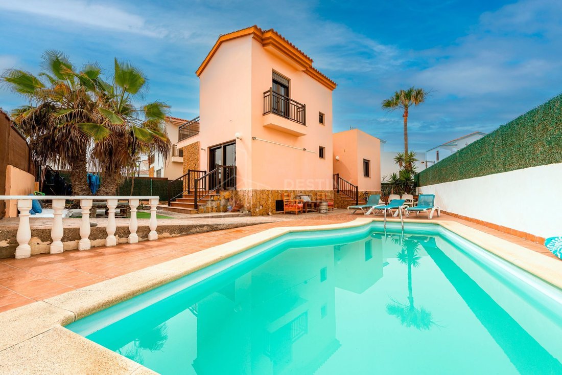 Villa in La Oliva, Canary Islands, Spain 4 - 16172210