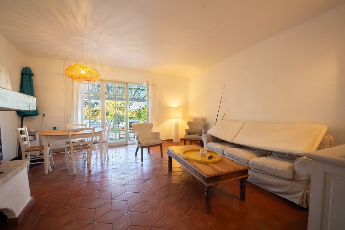 Villa in Grimaud, Provence-Alpes-Côte d'Azur, France 2 - 16171443
