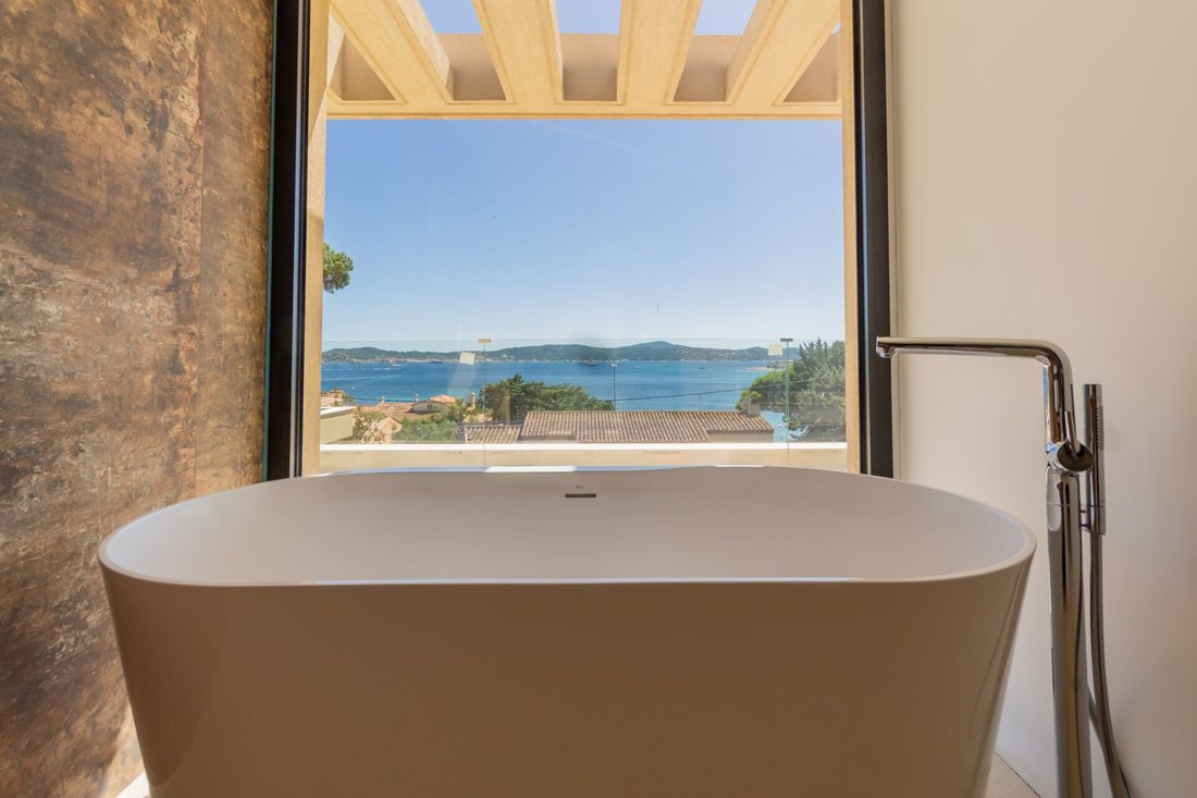 Villa in Ville-Les Saquedes-Le Bouillonnet, Sainte-Maxime, France 5 - 16171185