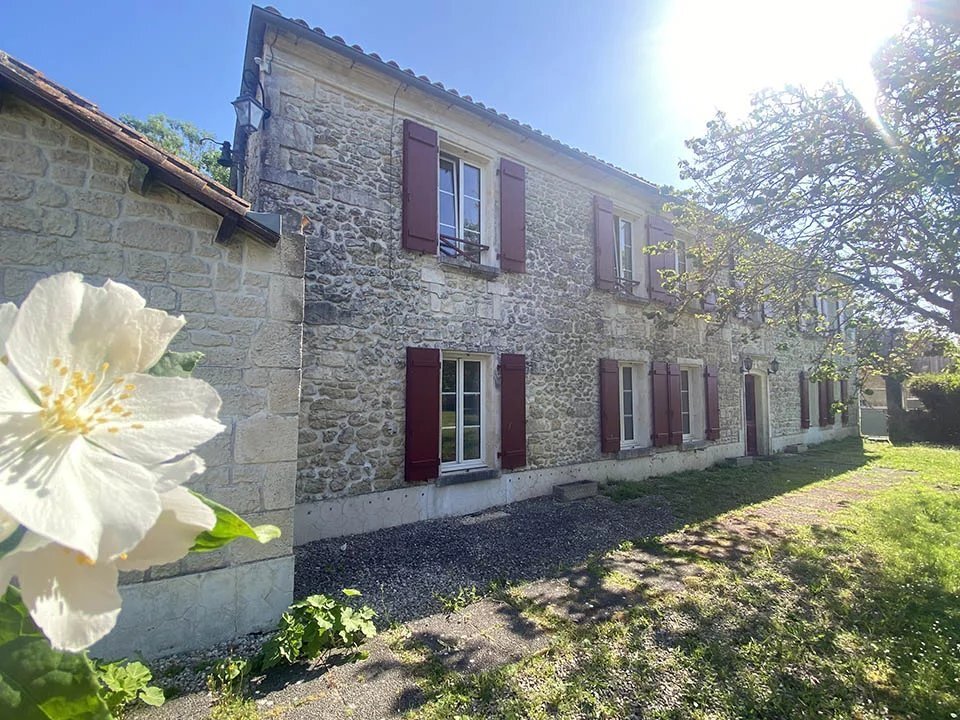 Country House in Saint-Nazaire-sur-Charente, Nouvelle-Aquitaine, France 1 - 16179704