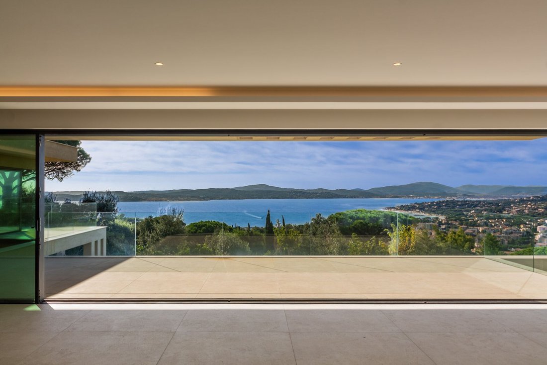 Villa in Ville-Les Saquedes-Le Bouillonnet, Sainte-Maxime, France 1 - 16171191
