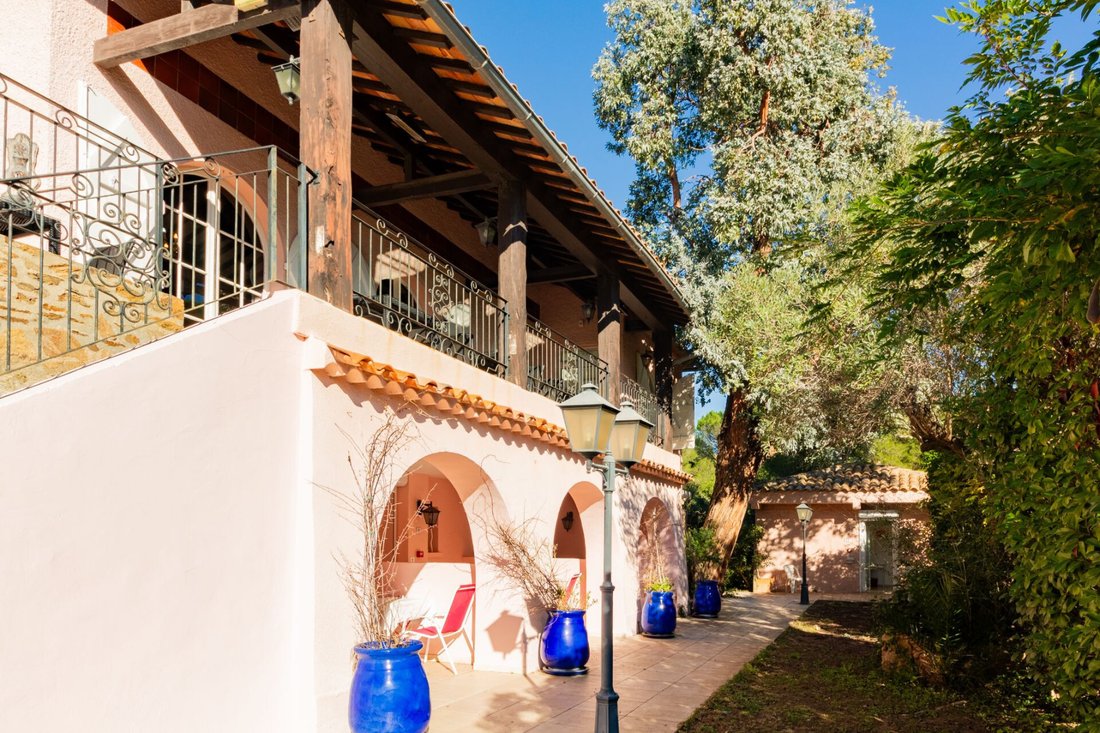 House in Port Grimaud, Grimaud, Provence-Alpes-Côte d'Azur 3 - 16171335