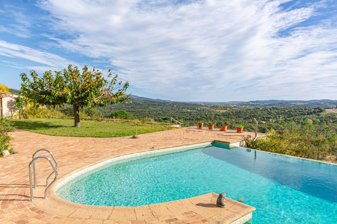 Villa in Centre Ville, Cogolin, France 4 - 16171227
