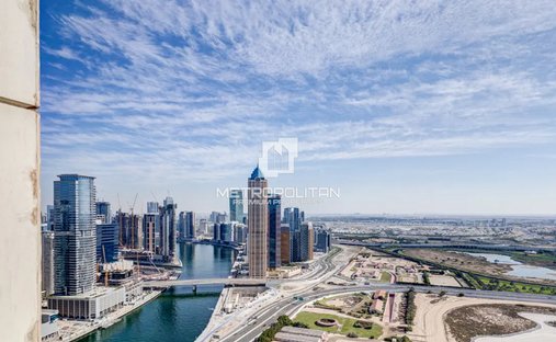 Apartment in Business Bay, Dubai, United Arab Emirates 1