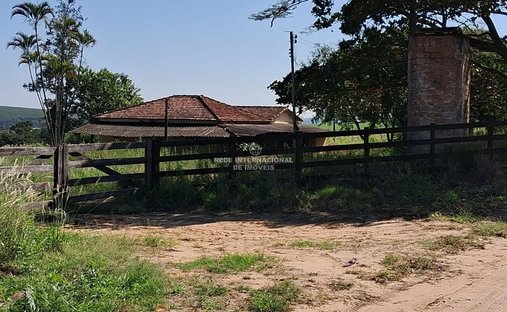 Farm Ranch in Ronco, State of Paraná, Brazil 1