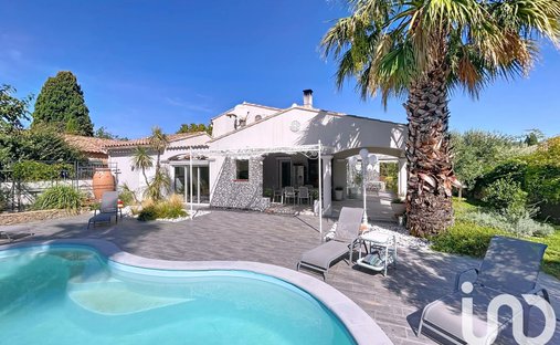 House in Le Castellet, Provence-Alpes-Côte d'Azur, France 1