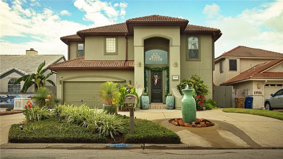 House in Corpus Christi, Texas, United States 1 - 16169411