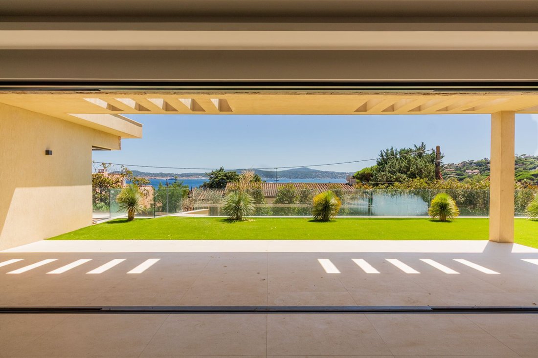 Villa in Ville-Les Saquedes-Le Bouillonnet, Sainte-Maxime, France 2 - 16171185