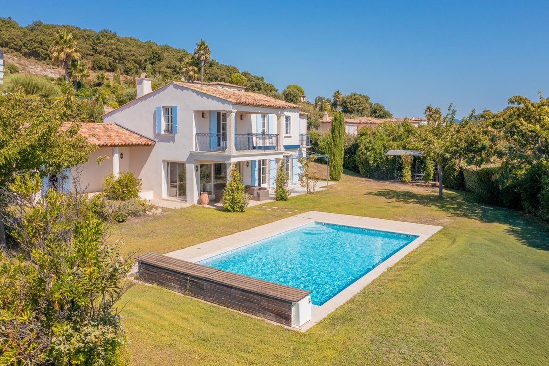 Villa in Grimaud, Provence-Alpes-Côte d'Azur, France 1 - 16171195