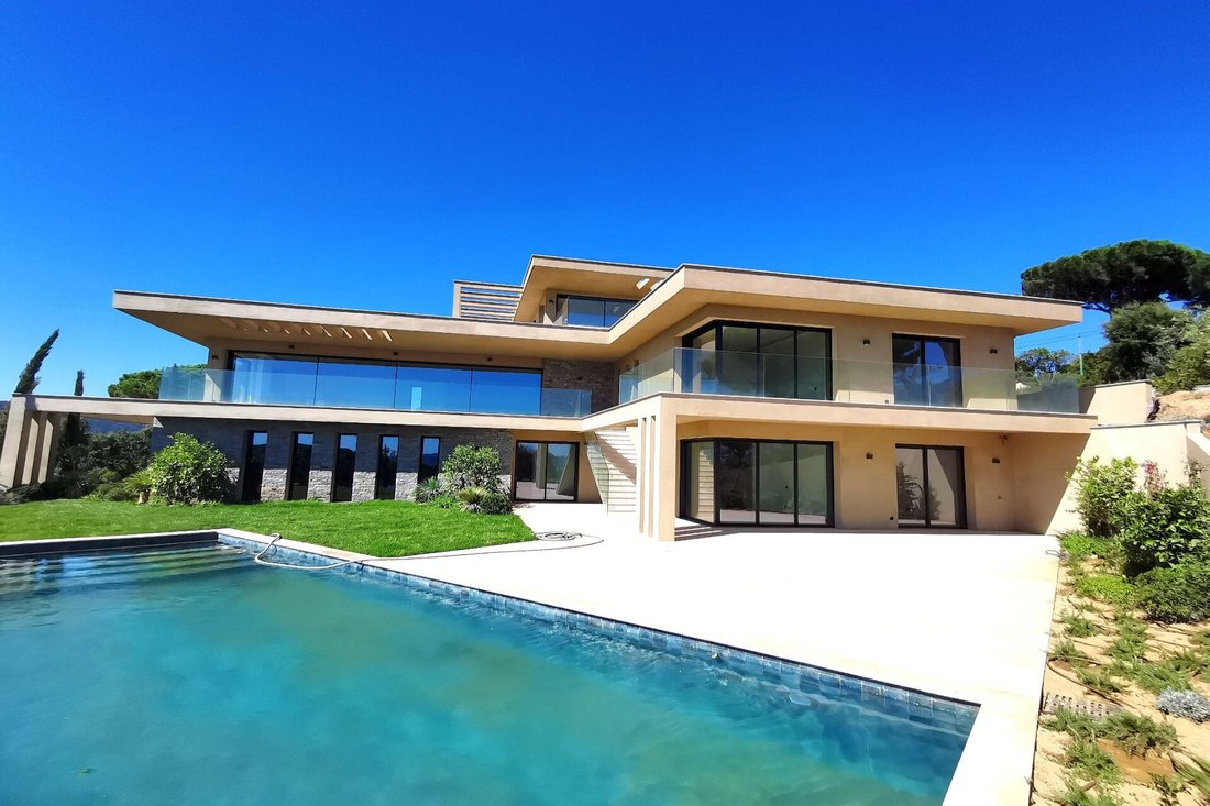 Villa in Ville-Les Saquedes-Le Bouillonnet, Sainte-Maxime, France 2 - 16171191
