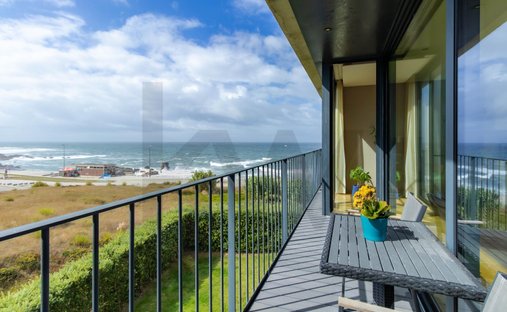 Apartment in Mafamude e Vilar do Paraiso, Porto District, Portugal 1