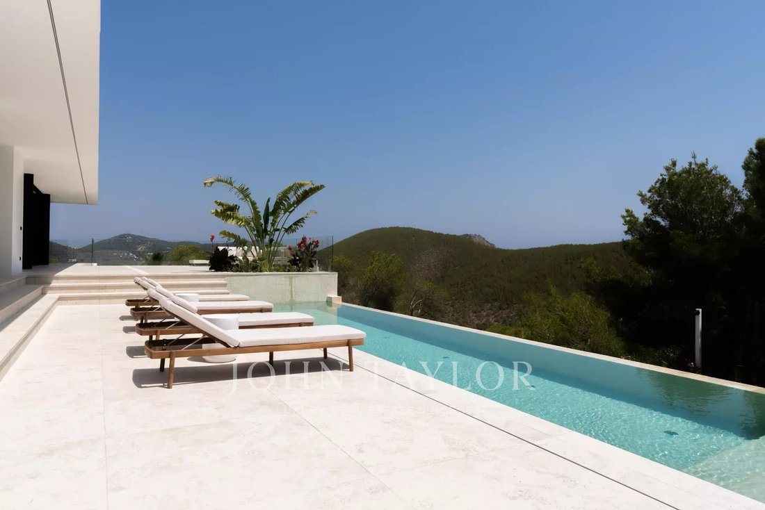 Villa in Roca Llisa, Santa Eularia des Riu, Balearic Islands 3 - 13729918