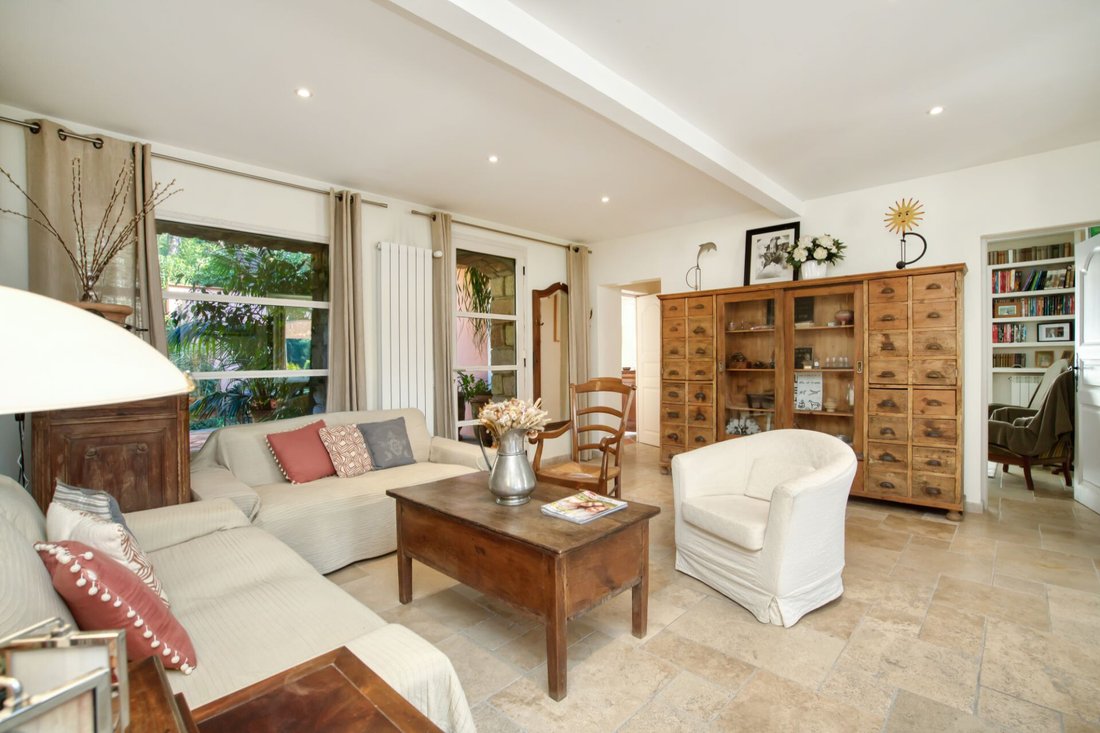 Villa in Grimaud, Provence-Alpes-Côte d'Azur, France 4 - 16171330