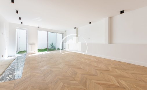Apartment in Centre Ville, Charenton-le-Pont, France 1
